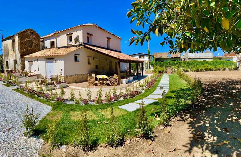 Esterno di Villa Maria Elena a Capo Vaticano
